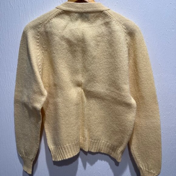 Pendleton Women's Yellow Long Sleeve 100% Virgin Wool Cardigan Sweater Small - Picture 2 of 2